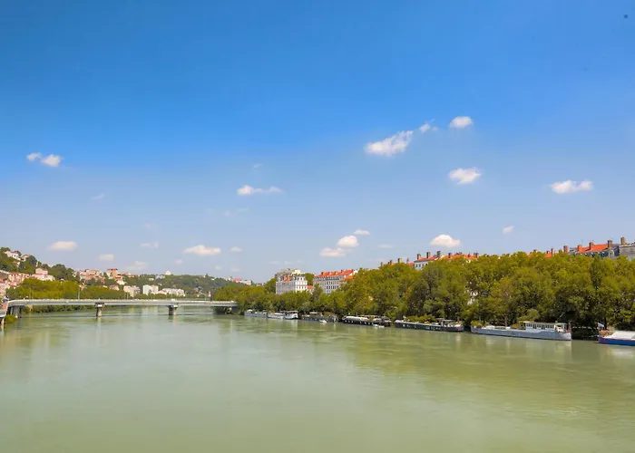 Cosy Et De Et Quais Du Rhone * Lyon